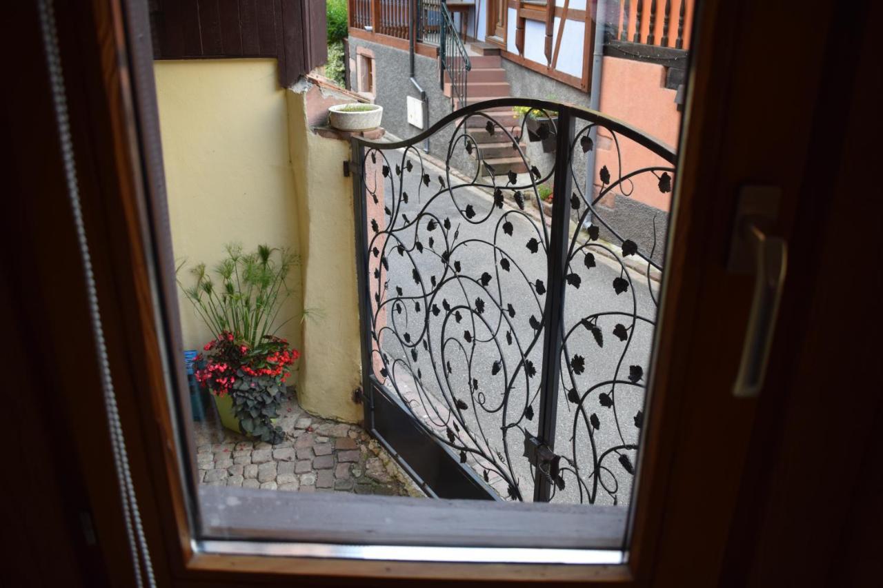 Gites Aux Fines Bulles D'Alsace Spa Privatif En Supplement Bergheim Luaran gambar